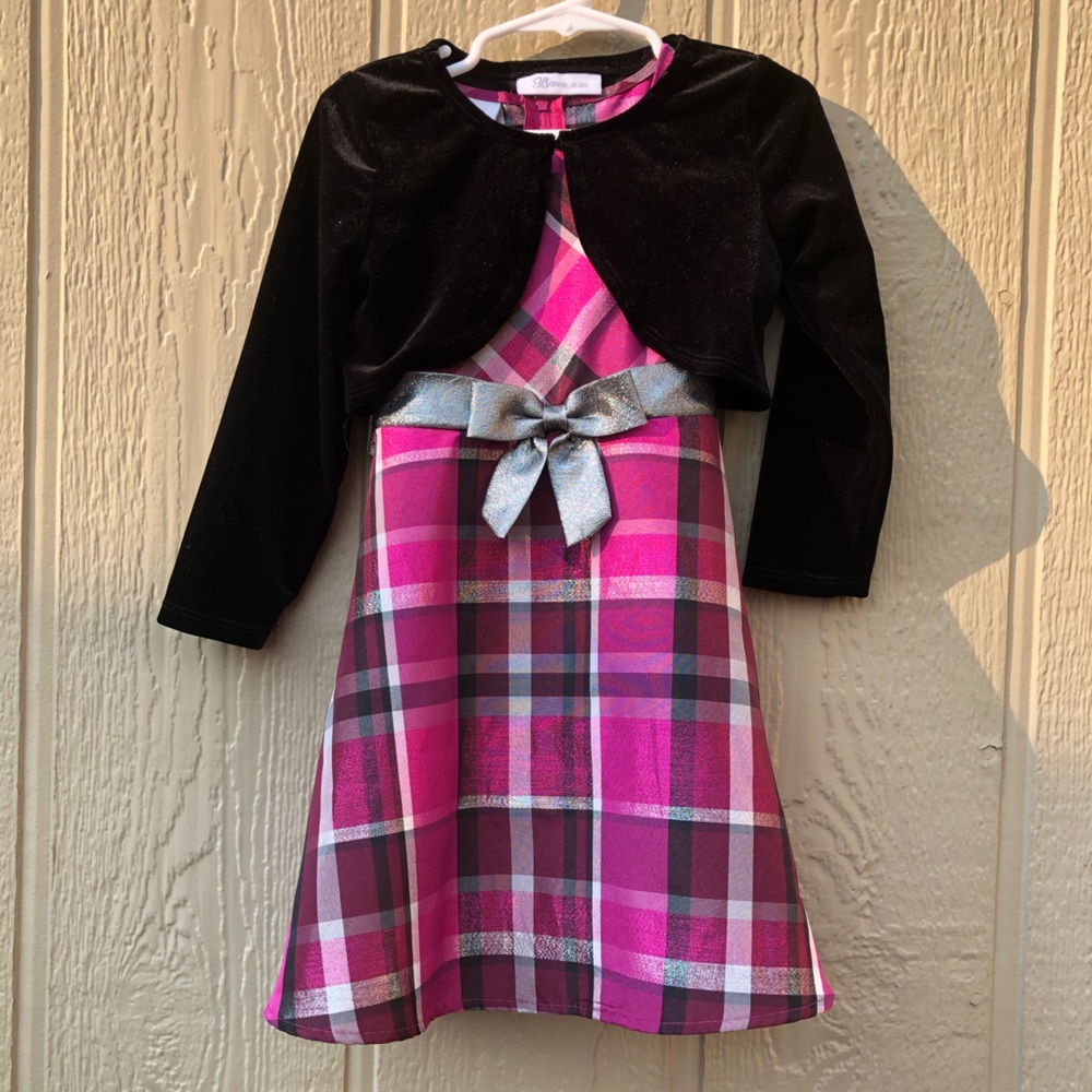 Crimson & Silver Plaid Dress w/ Black Velvet Shawl (26)